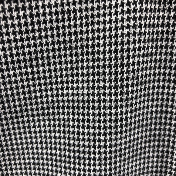 Talbots Straight Skirt Size 16 Black Houndstooth - Picture 2 of 4